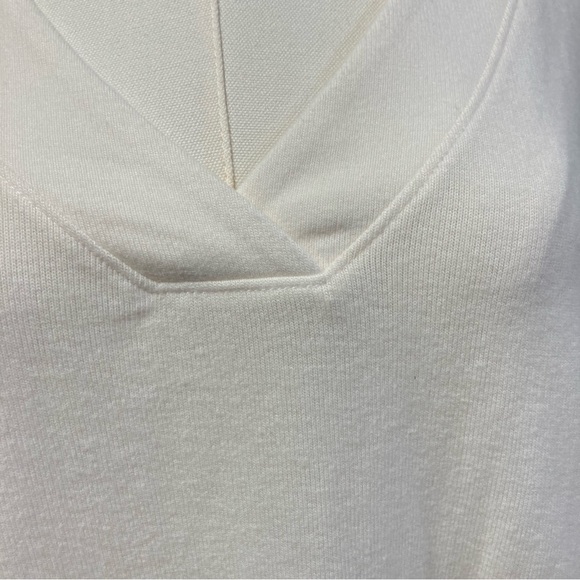 New LOFT V-neck Puff Sleeve Sweater Blouse Cream Women medium neutral minimalist - Picture 6 of 12